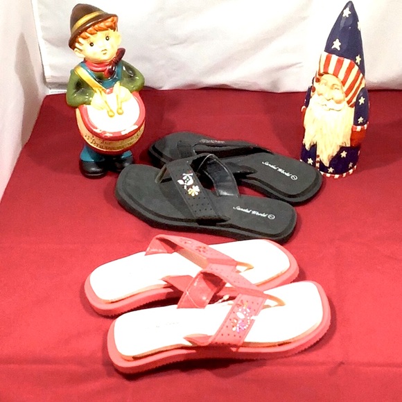 Flip Flop Sandals. - Picture 1 of 5